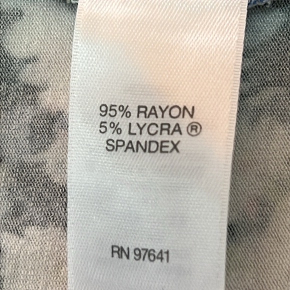 J. Jill Wearever 3/4 Sleeve Tee / Top Sz 2X Black Floral Print Rayon/Spandex EUC - Picture 7 of 10